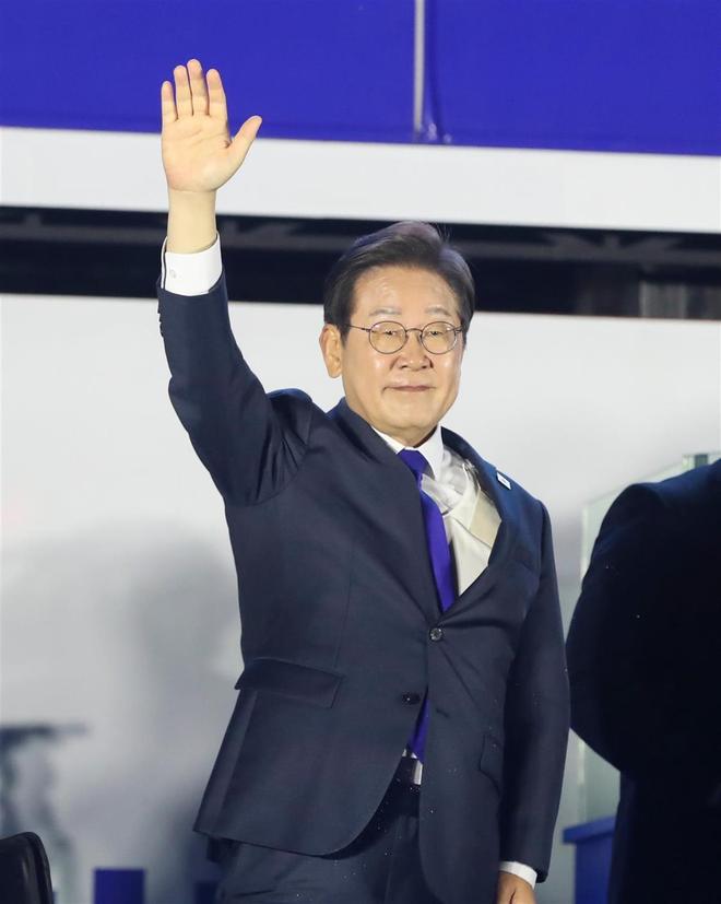 当选韩国总统的李在明两周后就要走进法院他会被判有罪吗？