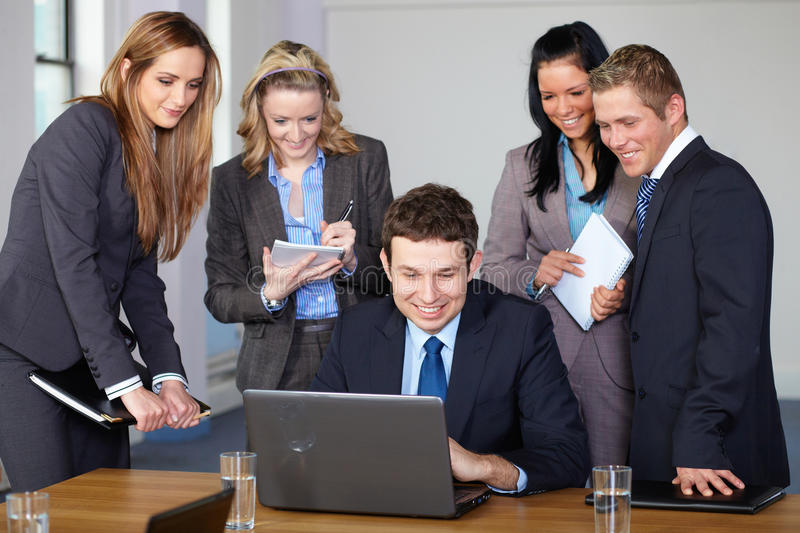 非音乐专业本科生组成的合唱团为何屡获国际大奖